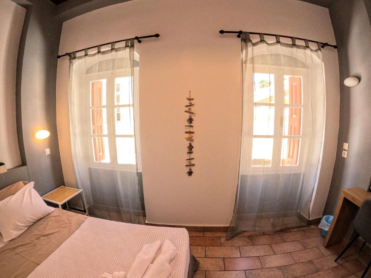 Cozy Apartments In Symi Center ภายนอก รูปภาพ