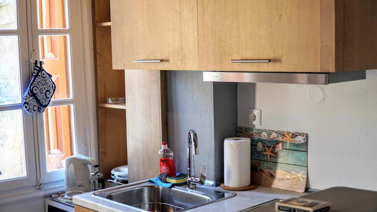 Cozy Apartments In Symi Center ภายนอก รูปภาพ