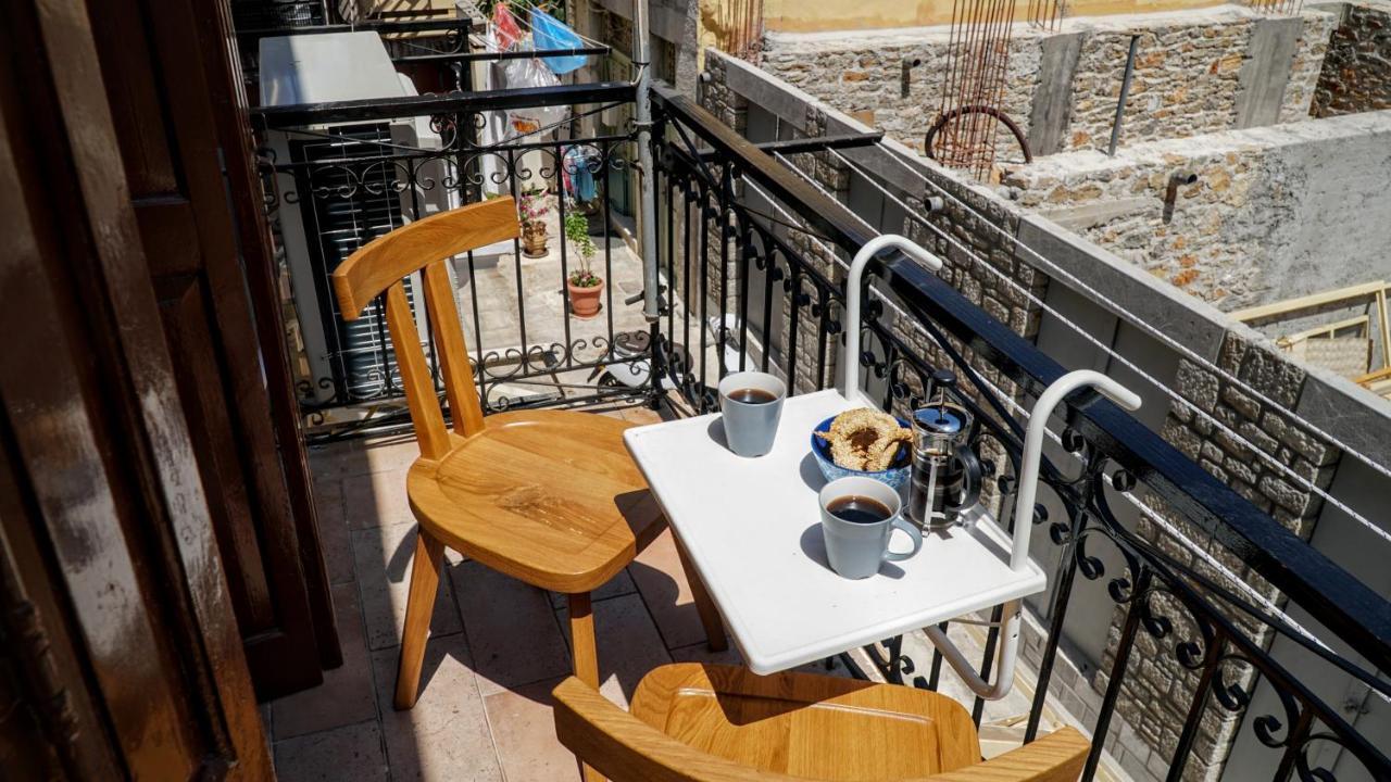 Cozy Apartments In Symi Center ภายนอก รูปภาพ