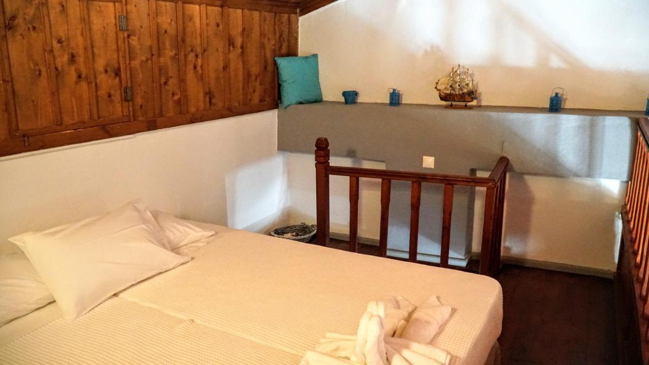 Cozy Apartments In Symi Center ภายนอก รูปภาพ