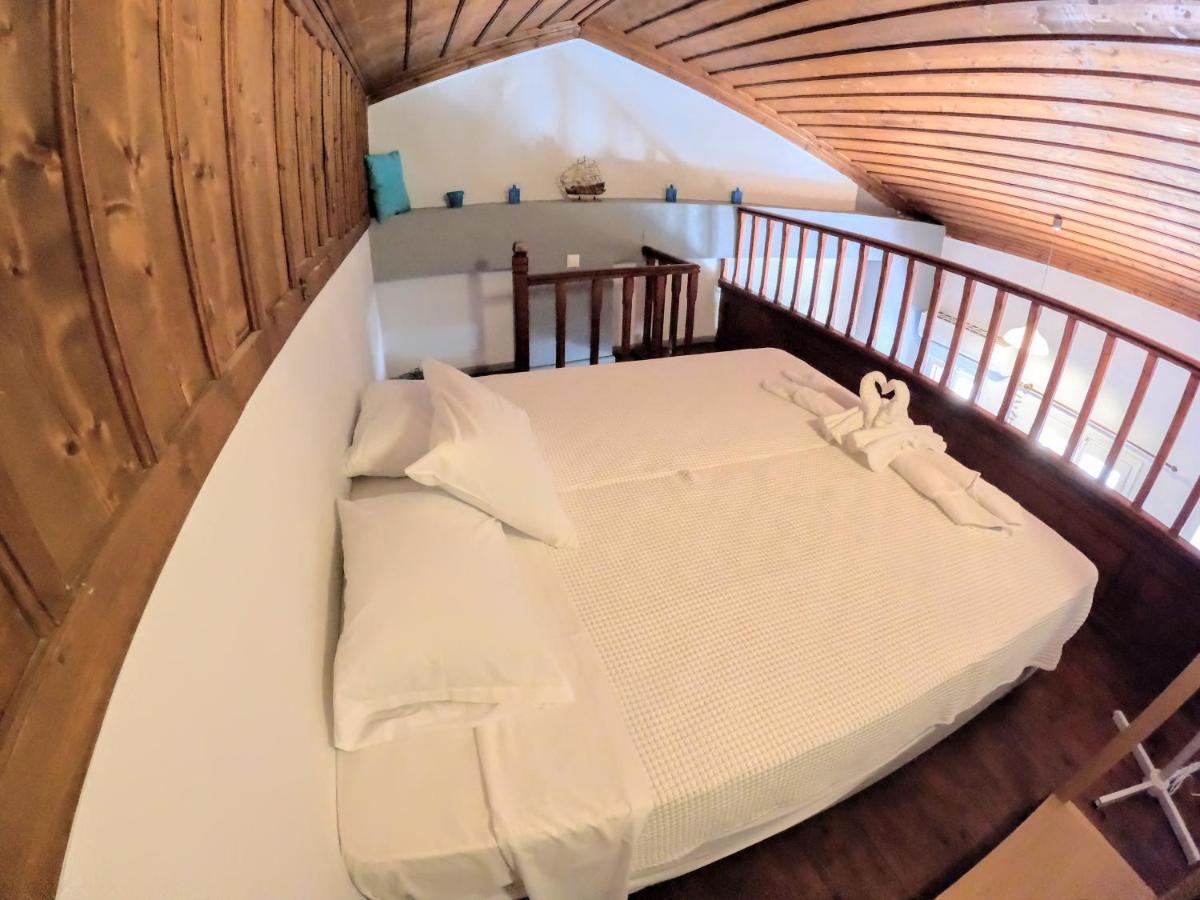 Cozy Apartments In Symi Center ภายนอก รูปภาพ
